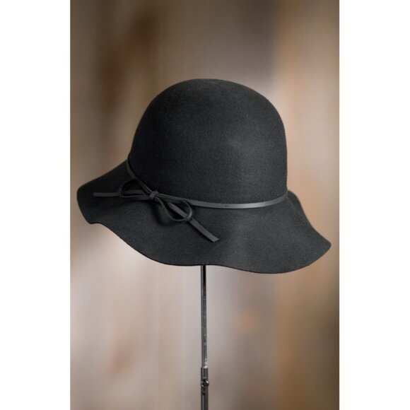 Goorin Bros.‎ Womens Mrs Blanc Wool Floppy Cloche Hat Leather Bow Black Medium
